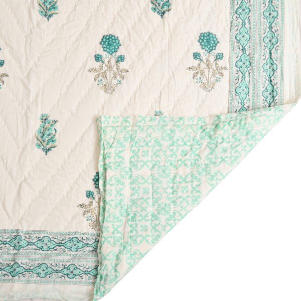 Snowdrop Block Printed Cotton Quilt - Image 2