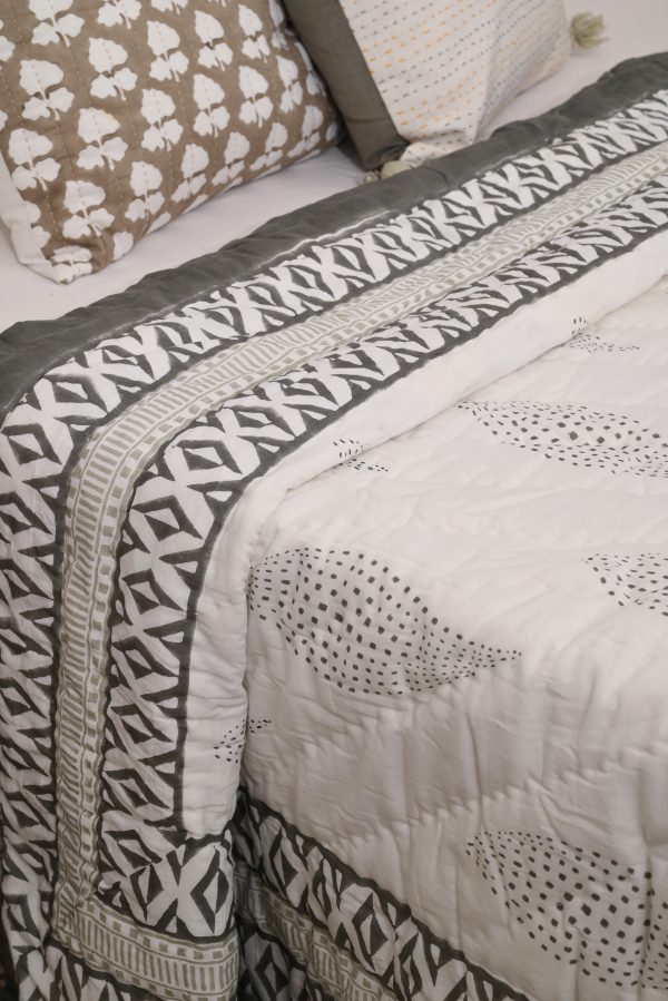 Chrysanthemum Block Printed Cotton Quilt