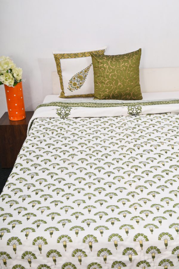 Green Amaryllis Block Printed Cotton Quilt - Image 3