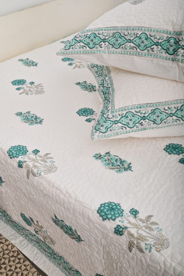 Snowdrop Hand Block Printed Quilted Bedcover with Pillow Covers - Image 3
