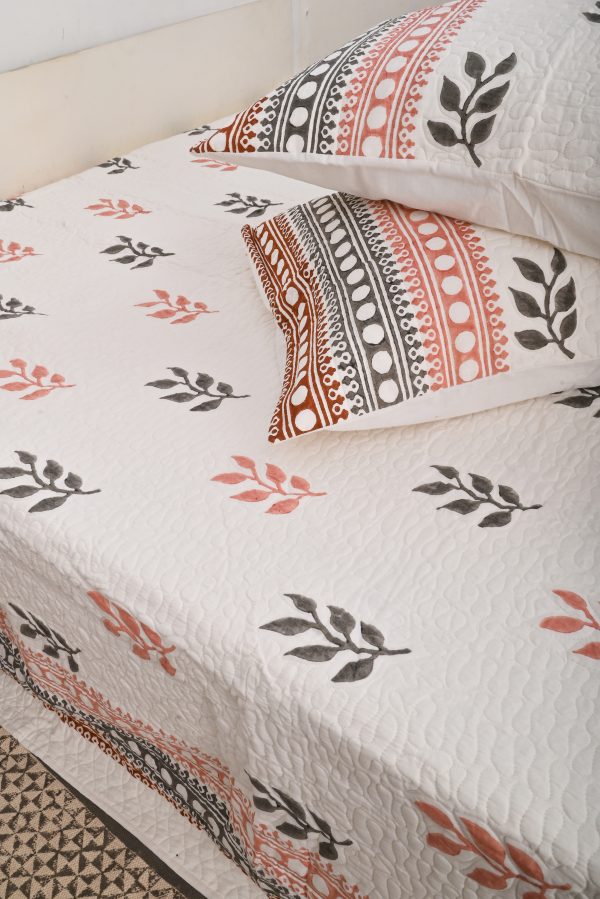 Levy Hand Block Printed  Quilted Bedcover with Pillow Covers - Image 2