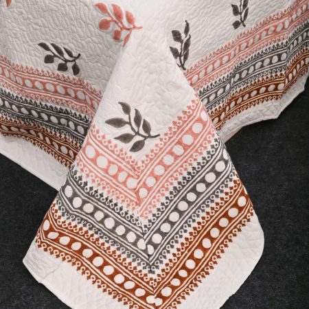 Levy Hand Block Printed  Quilted Bedcover with Pillow Covers - Image 3