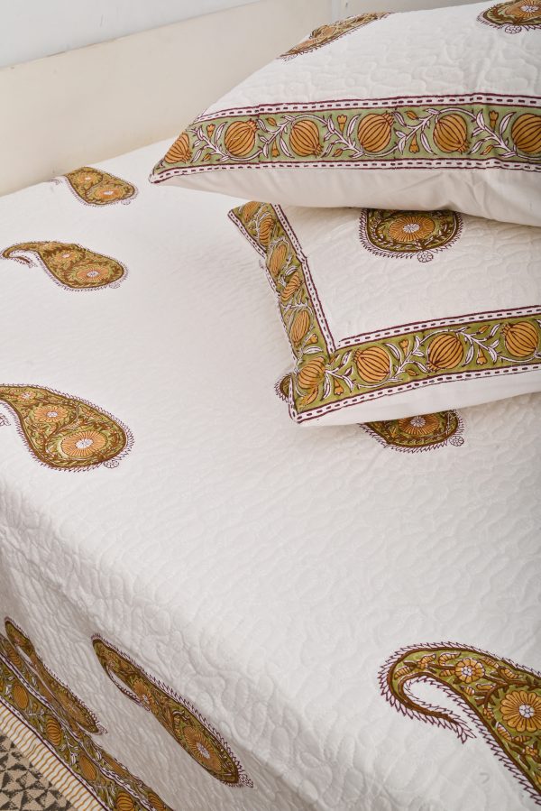 Primrose Hand Block Printed Quilted Bedcover with Pillow Covers - Image 2