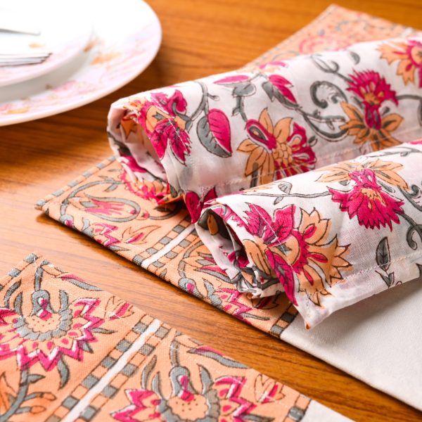 Perennial flowers Block Printed Placemat & Napkin Set
