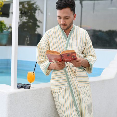 Green Peers Block Printed Bathrobe - Image 2