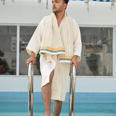 Intimate White Block Printed Bathrobe - Image 2
