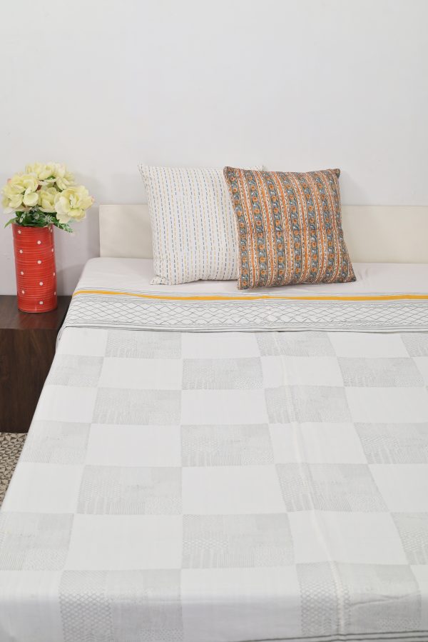 Fieid Maple Block Printed Dohar - Image 4