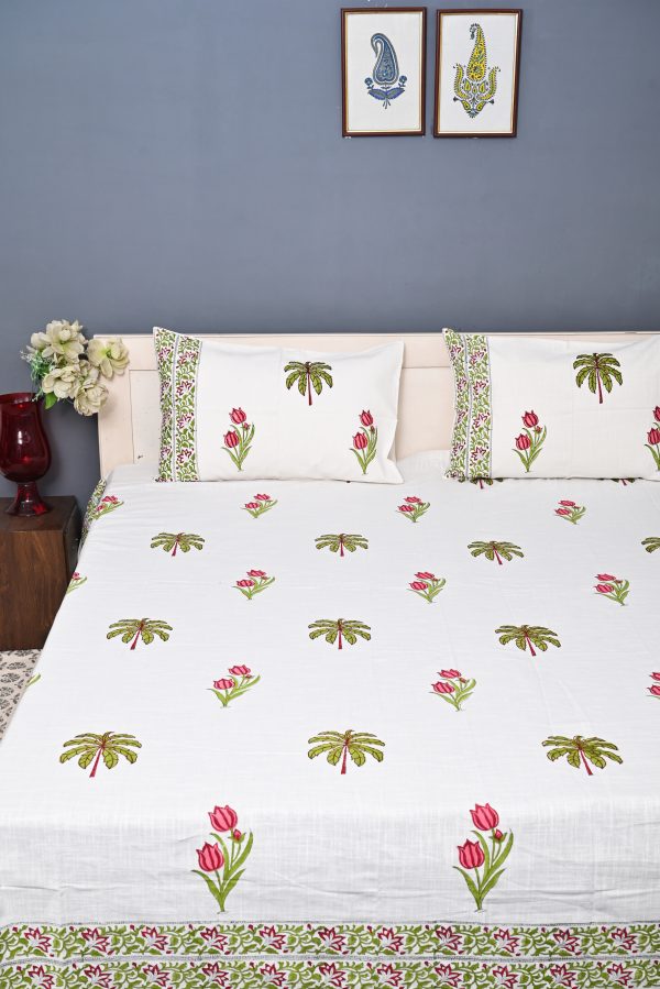 Red Aura Block Printed , Jacquard Bedcover - Image 3