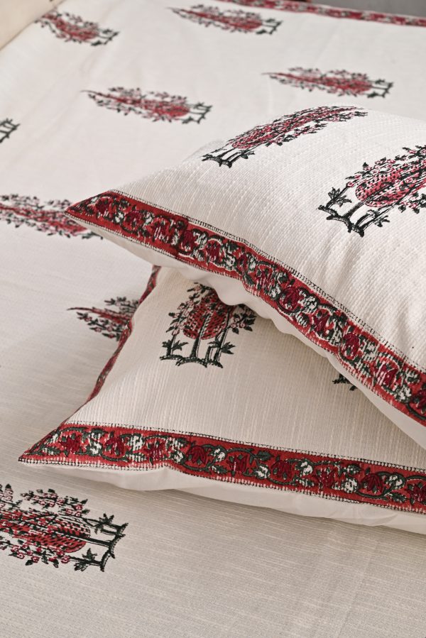 Oyster Red Block Printed , Jacquard Bedcover - Image 2