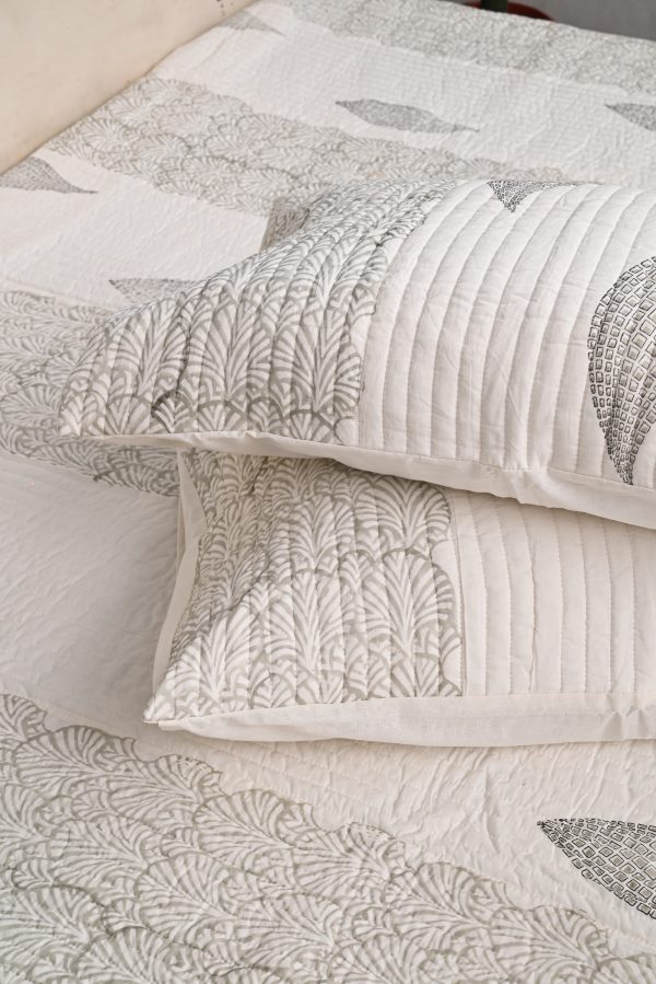 Black Night Block Printed Quilted Bedcover with Pillow Covers - Image 2