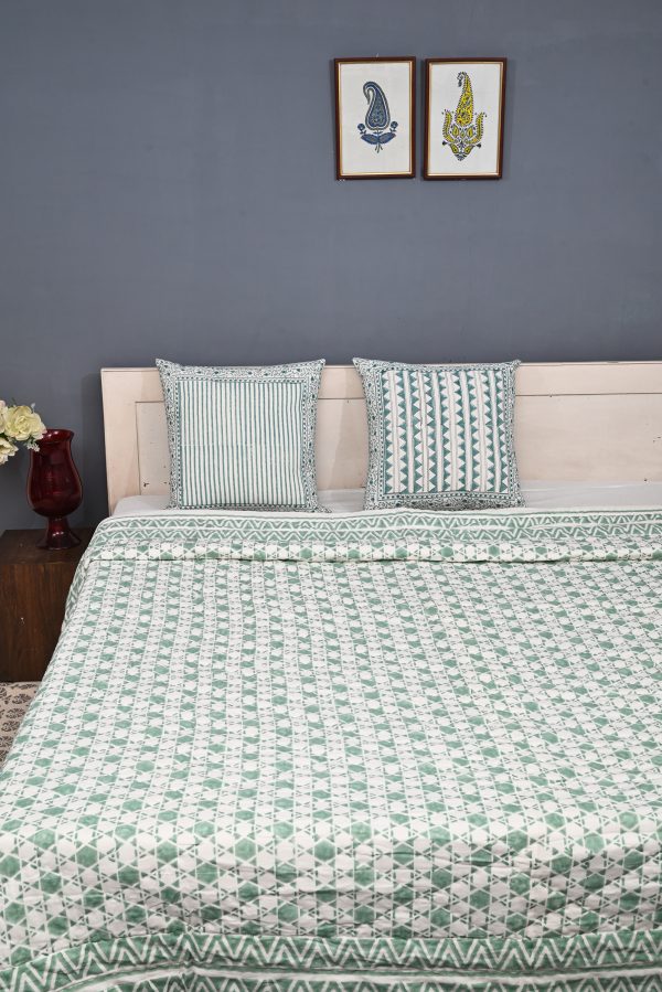 Daffodil Block Printed Cotton Quilt - Image 3