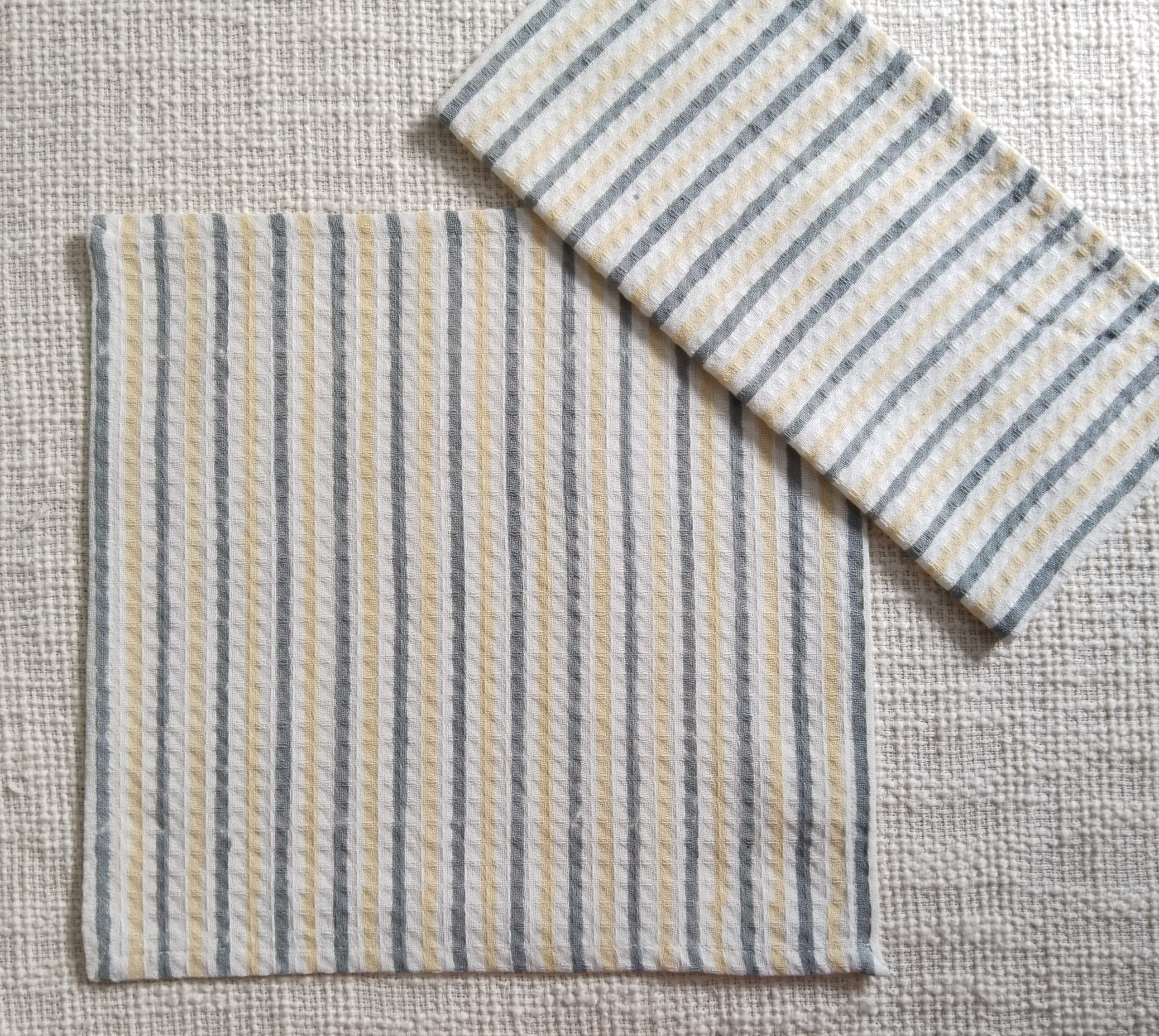 Gray Fizzy Block Printed Face Towels - Image 2