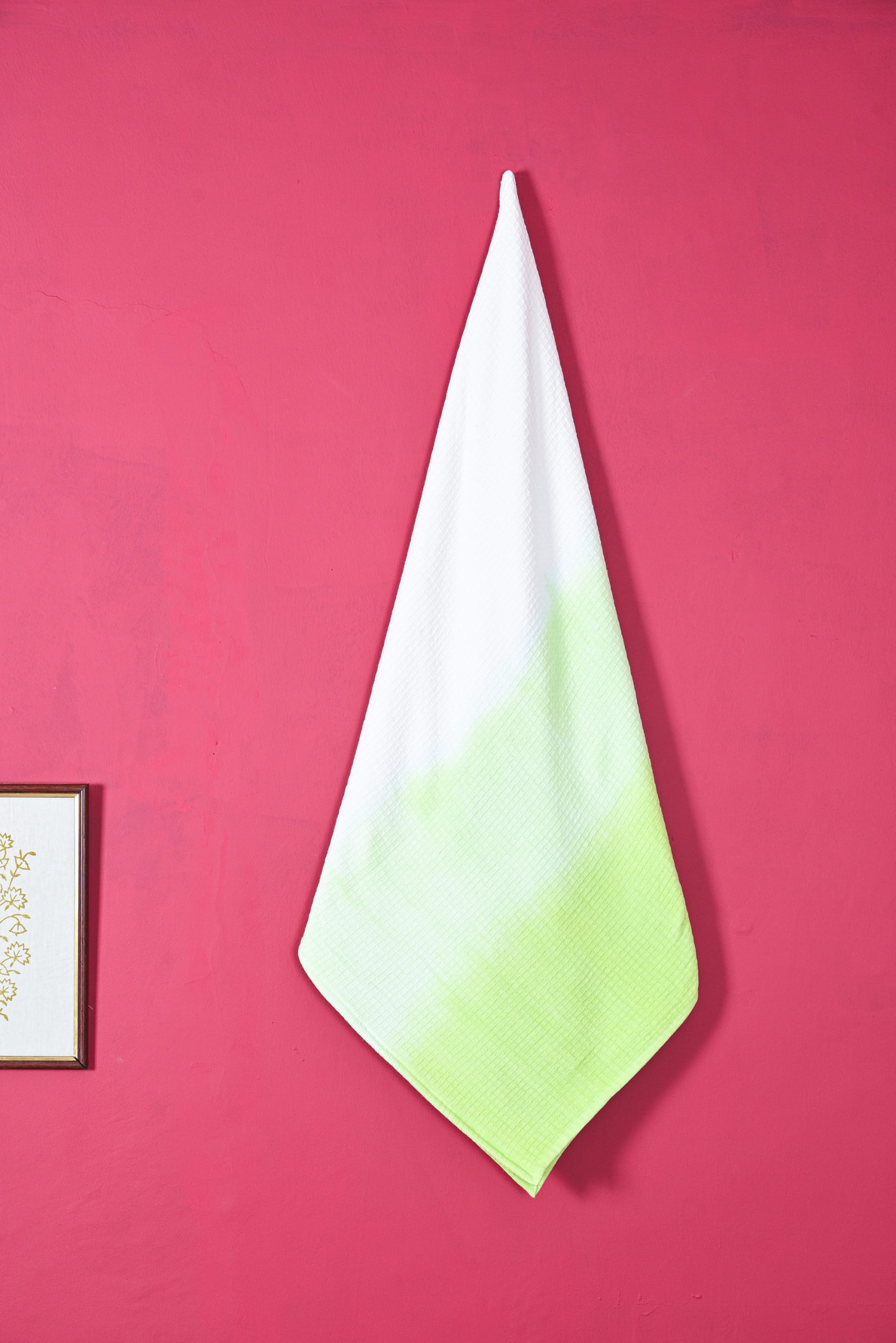 Green rainbow grove printed adult bath towel